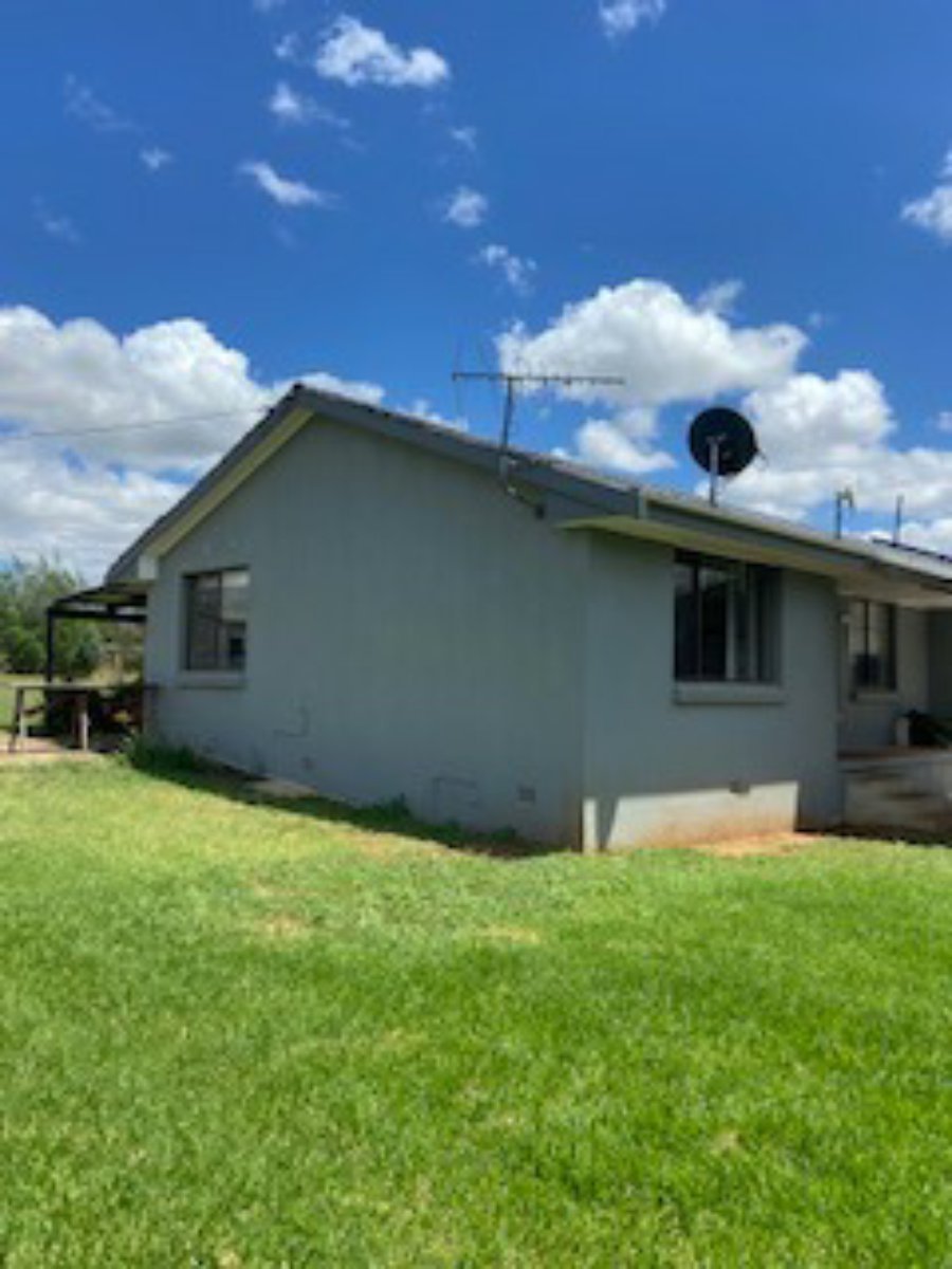 1225 South Bowan Park Rd  CARGO 4