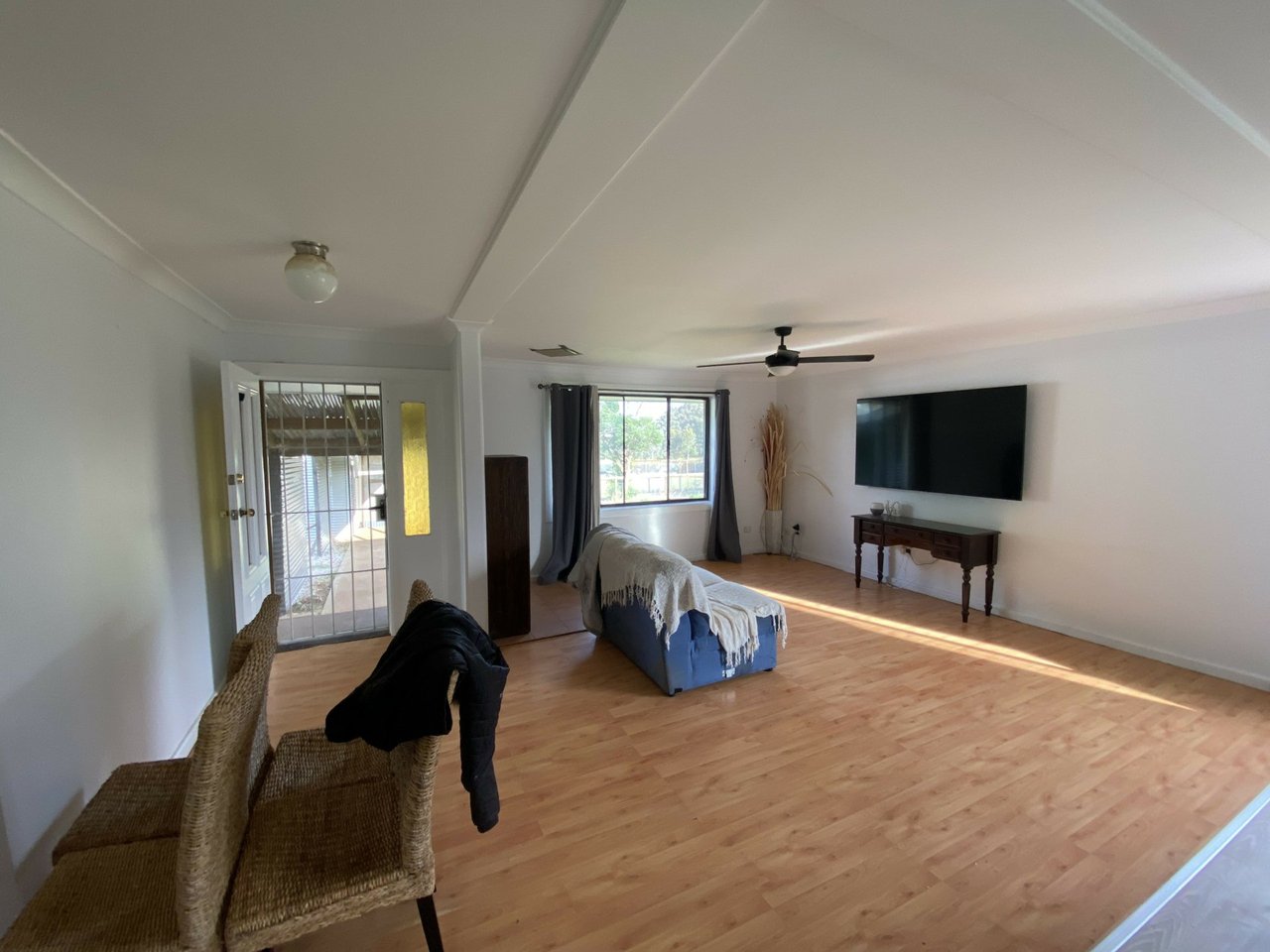 1225 South Bowan Park Rd  CARGO 8