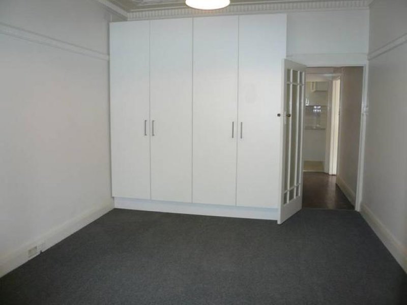 Gallery: 1/226 Canterbury Road