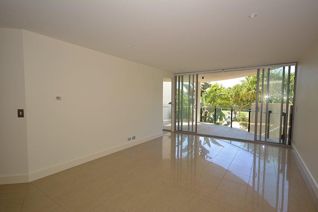 122/685 Casuarina Way CASUARINA 4