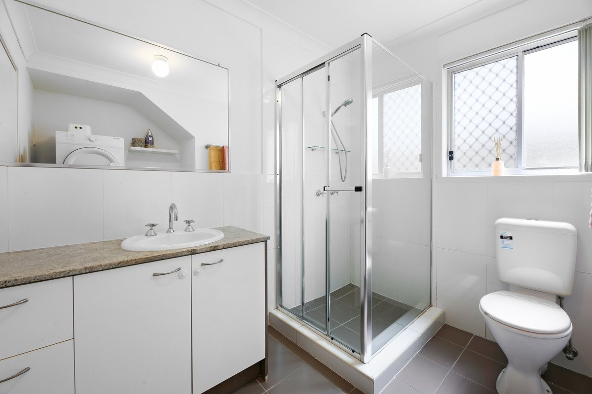 12/27 Eugenia Circuit Robina 21