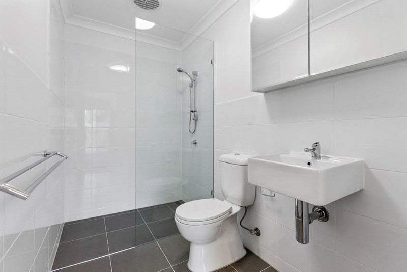 12/27 PITTWIN ROAD North CAPALABA 5