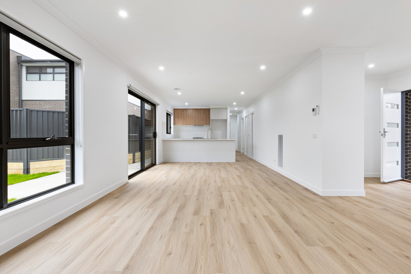 Gallery: 12/274A Humffray Street North