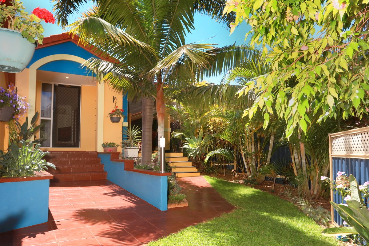 12/283 Cotlew Street ASHMORE 1