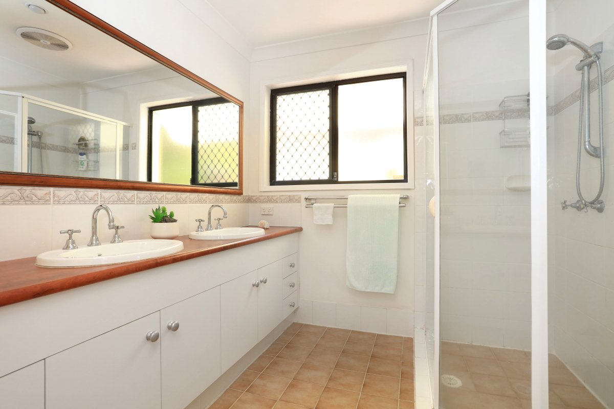 12/283 Cotlew Street ASHMORE 8