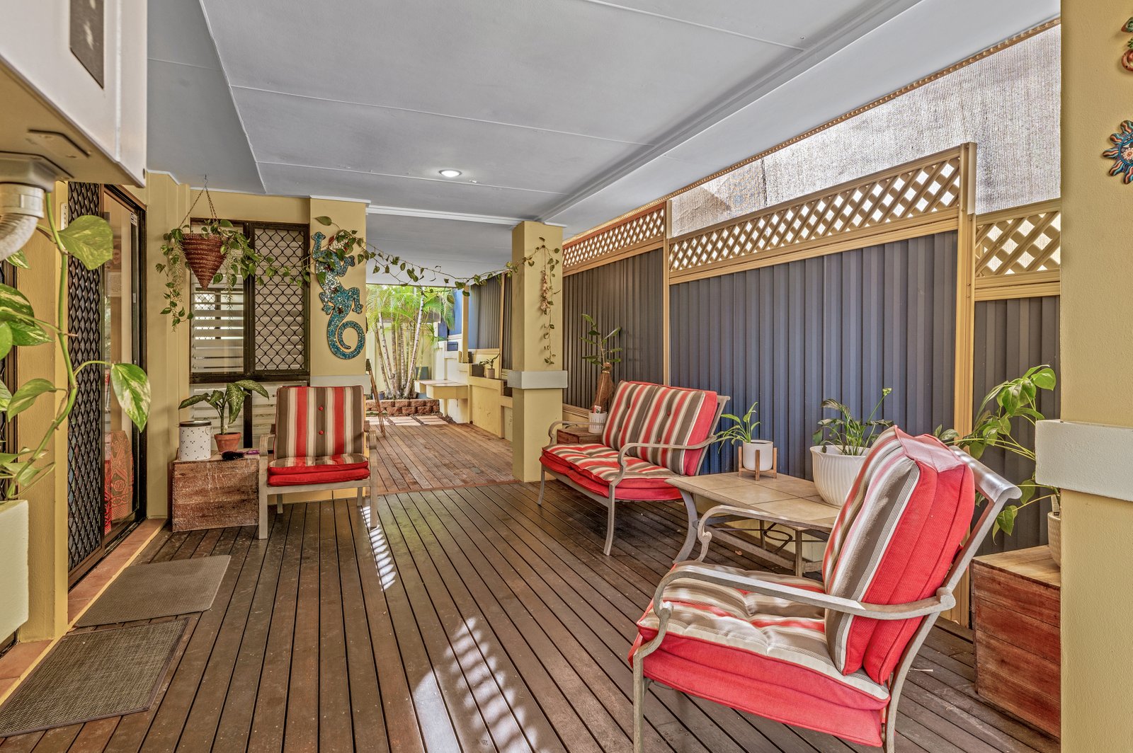 12/283 Cotlew Street West  ASHMORE 3