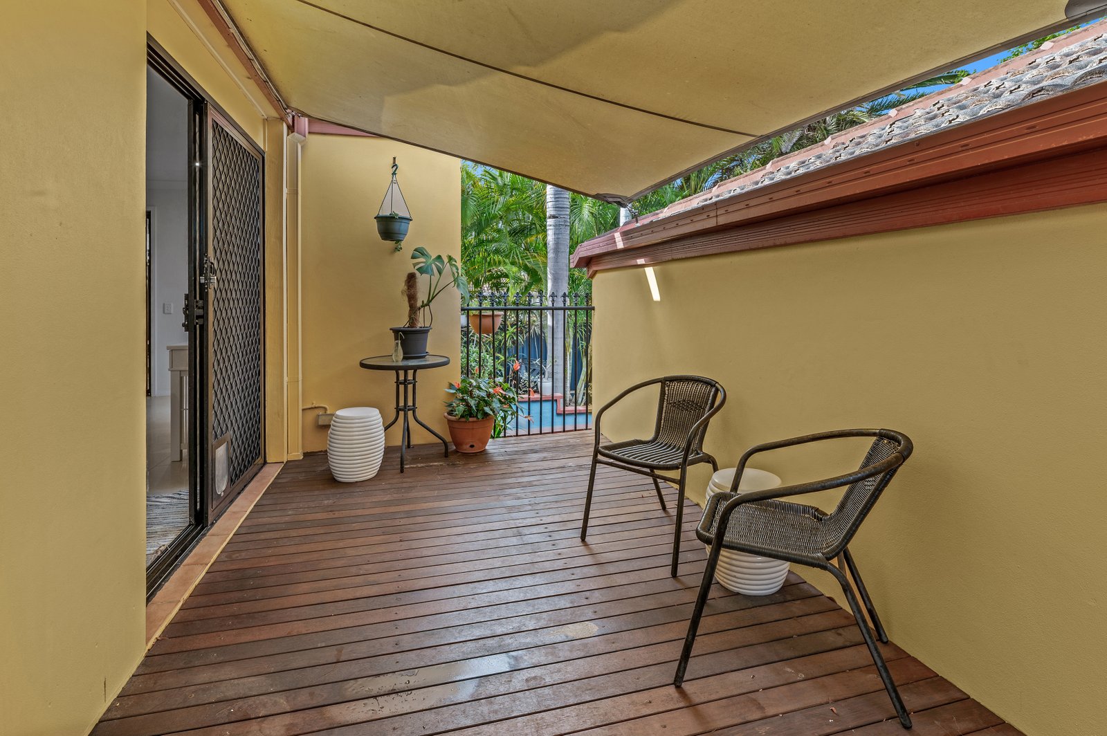 12/283 Cotlew Street West  ASHMORE 17