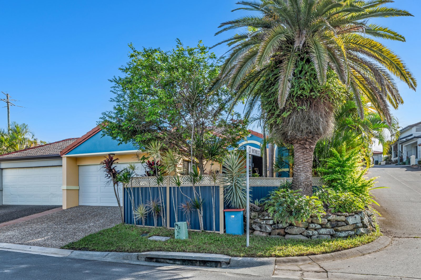 12/283 Cotlew Street West  ASHMORE 20