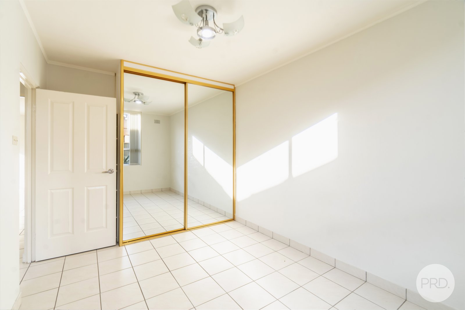 1/229-231 King Georges Road ROSELANDS 3