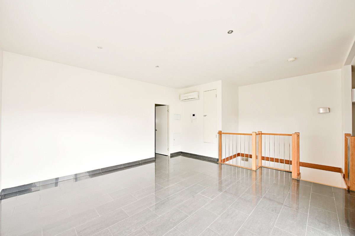 Gallery: 12/29 Holloway Street