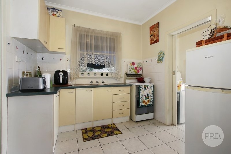 1&2/297 Gulpha Street NORTH ALBURY 14