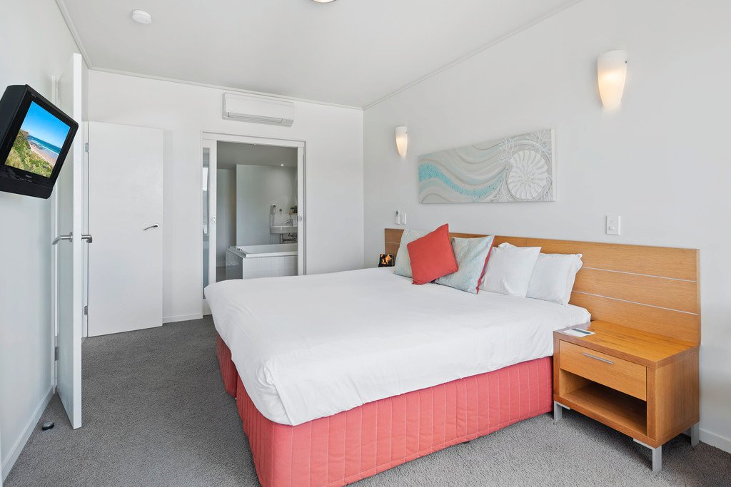 122/9A Hermitage Drive AIRLIE BEACH 6