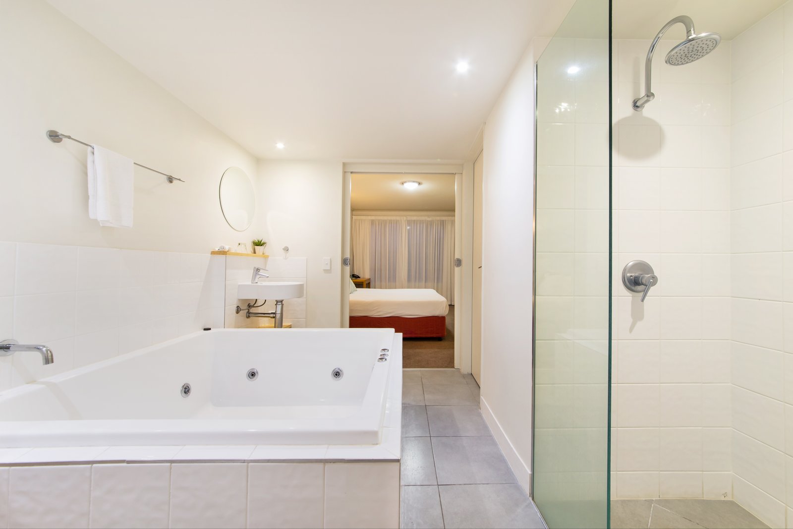 122/9A Hermitage Drive AIRLIE BEACH 9