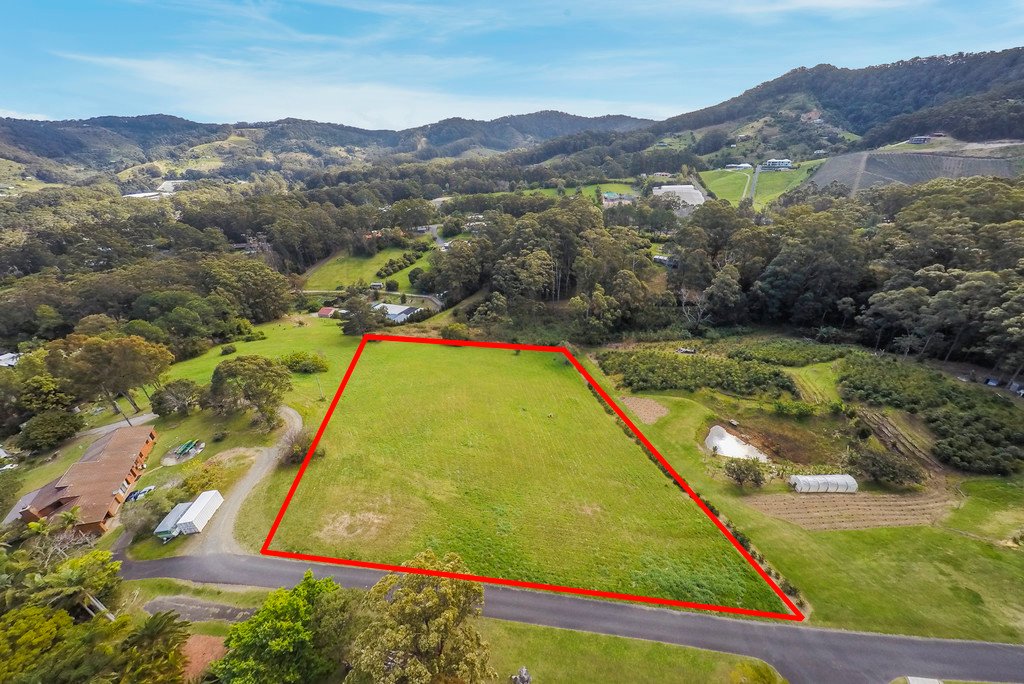 122E Old Coast Road KORORA 4
