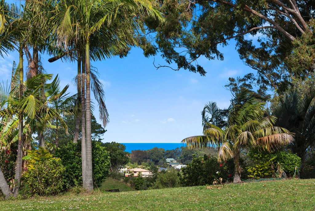 122E Old Coast Road KORORA 9