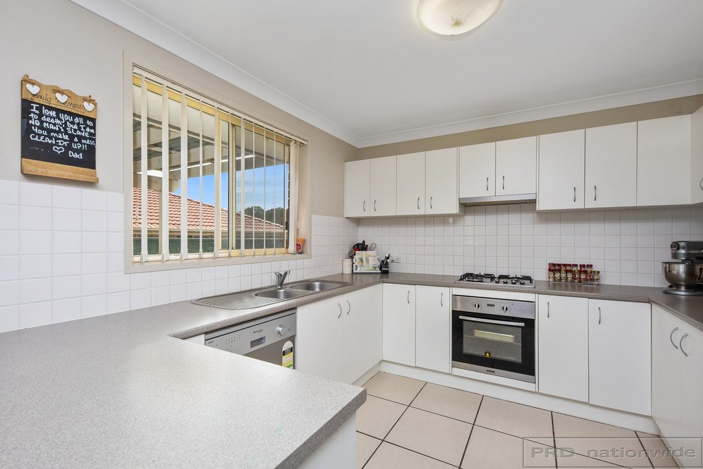 123 Aberglasslyn Road RUTHERFORD 8