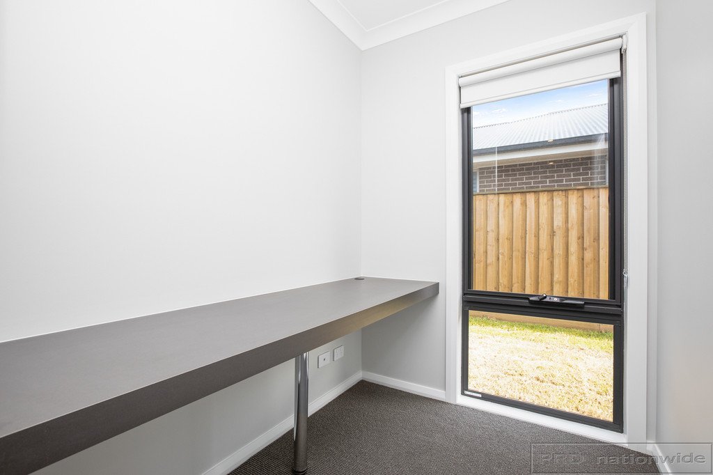 123 Billabong Parade CHISHOLM 24