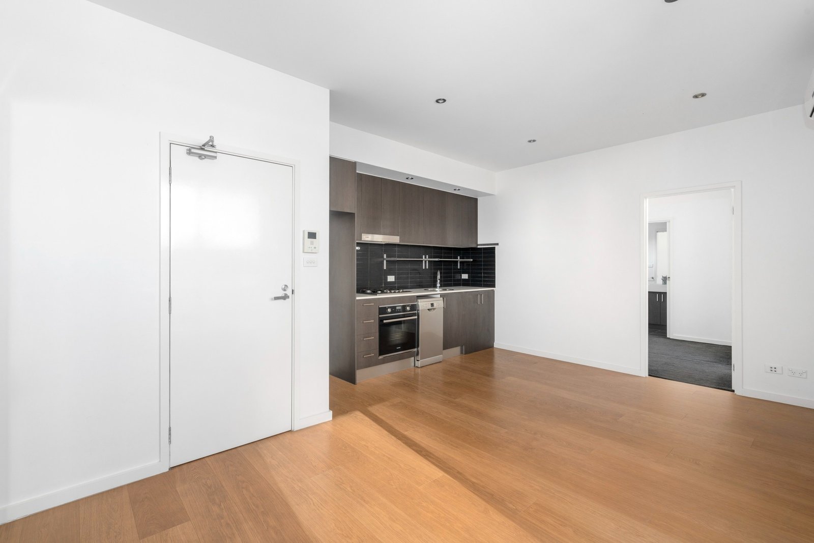 Gallery: 12/3 Charnwood Road