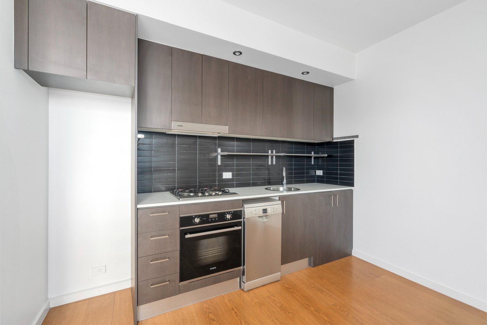 Gallery: 12/3 Charnwood Road