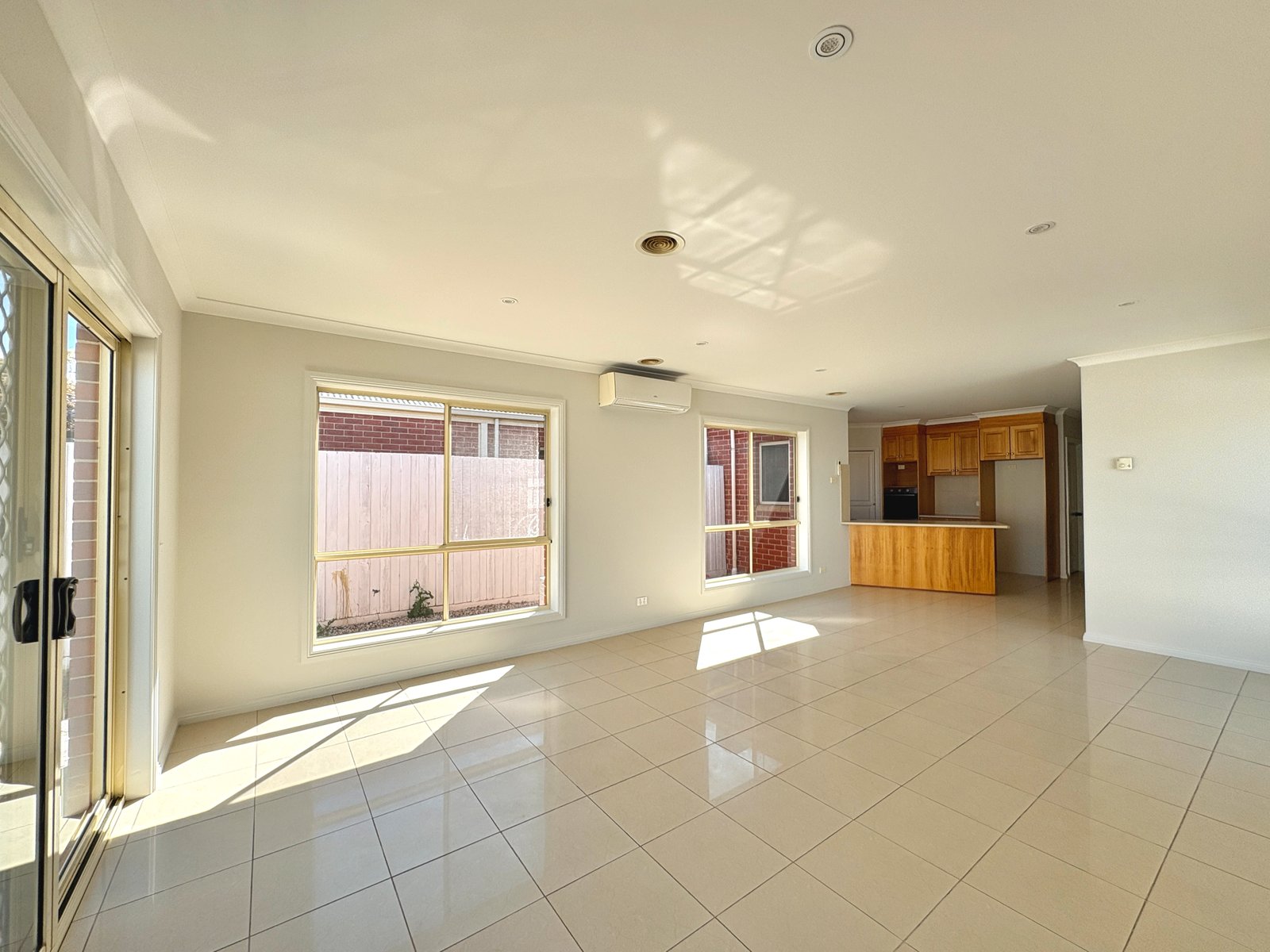 Gallery: 1/23 Corangamite Drive