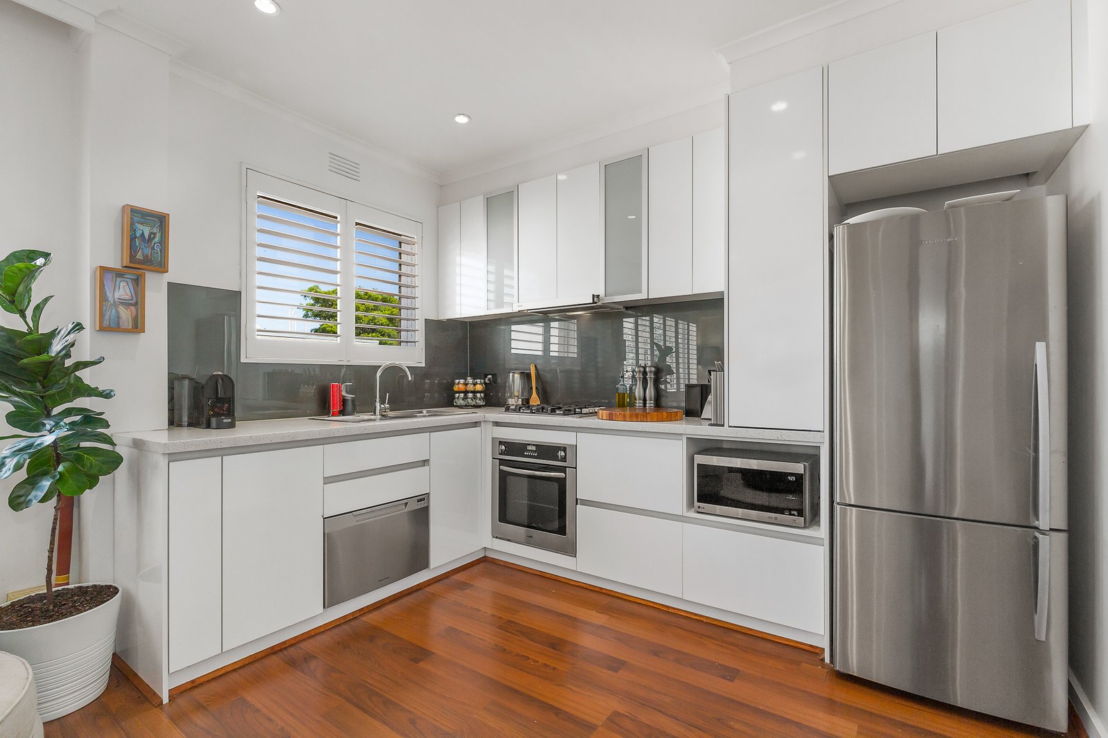 Real Estate and Property in 12/3 Ellesmere Road, Windsor, VIC