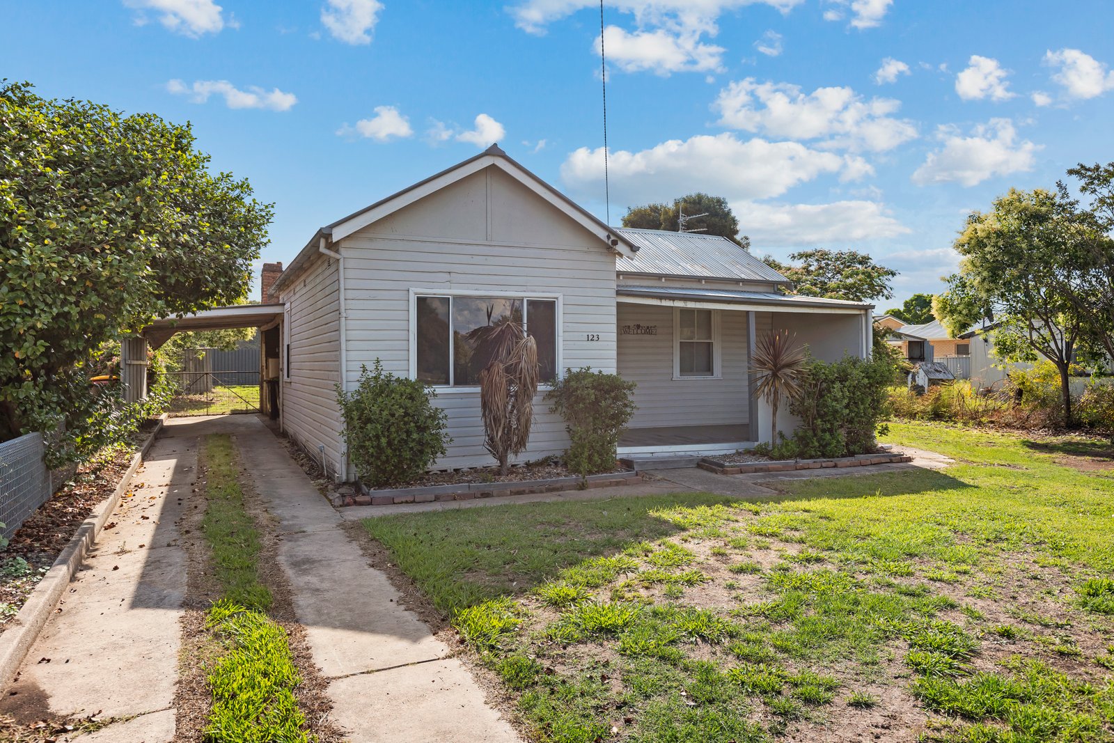 123 Fitzroy Street TUMUT 2