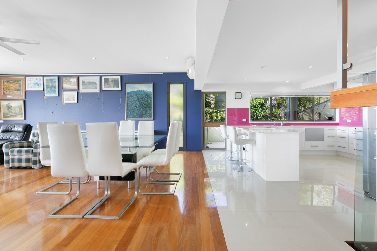 123 George Street West  Burleigh Heads 5