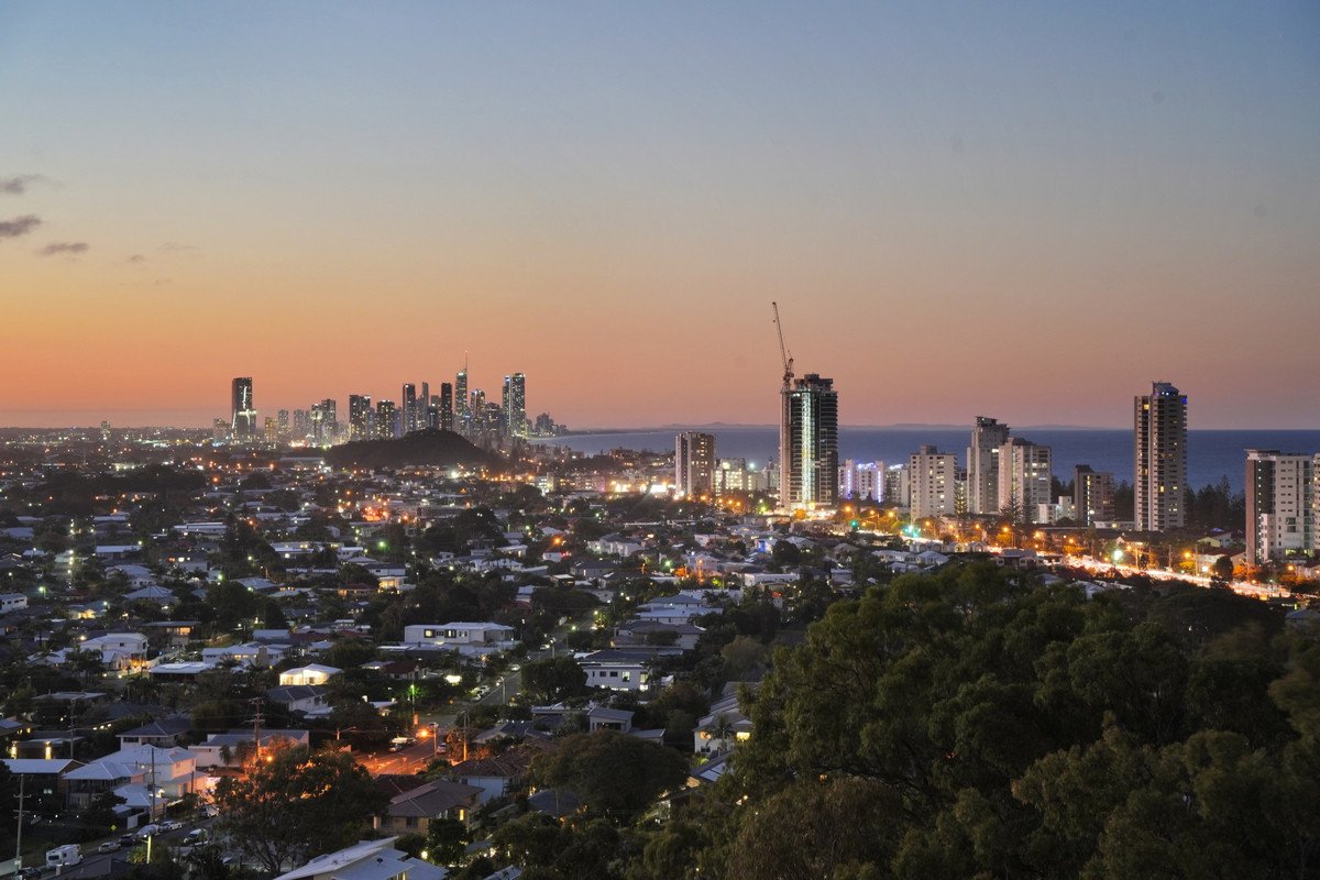 123 George Street West  Burleigh Heads 12