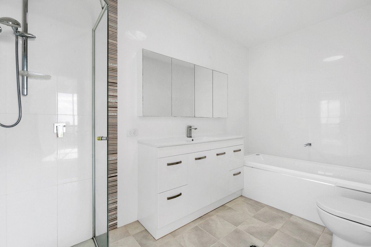 123 George Street West  Burleigh Heads 16