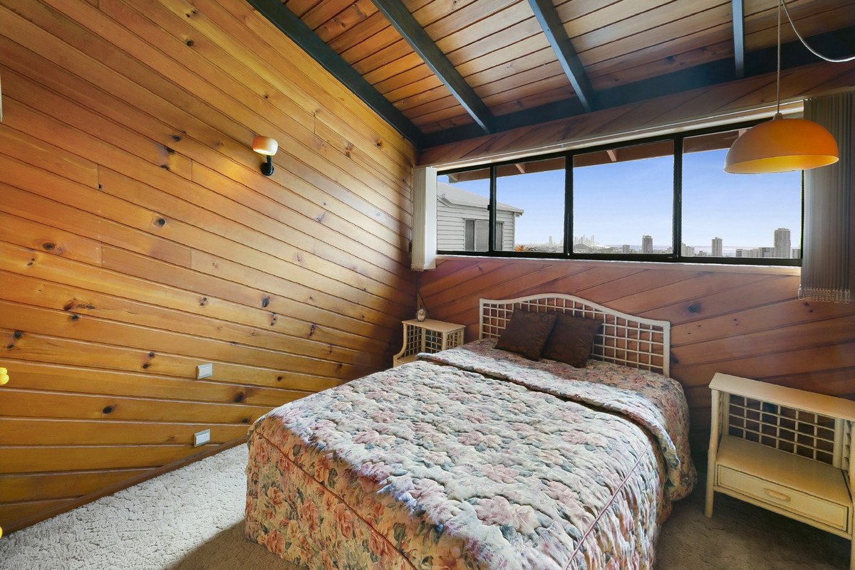 123 George Street West  Burleigh Heads 22