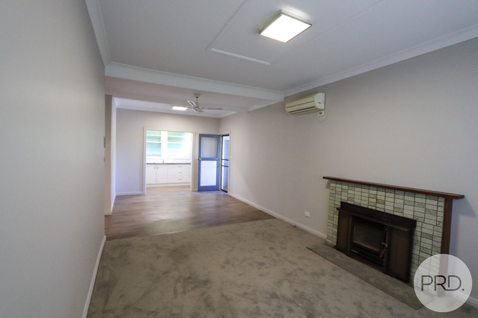 123 King Street TUMBARUMBA 4