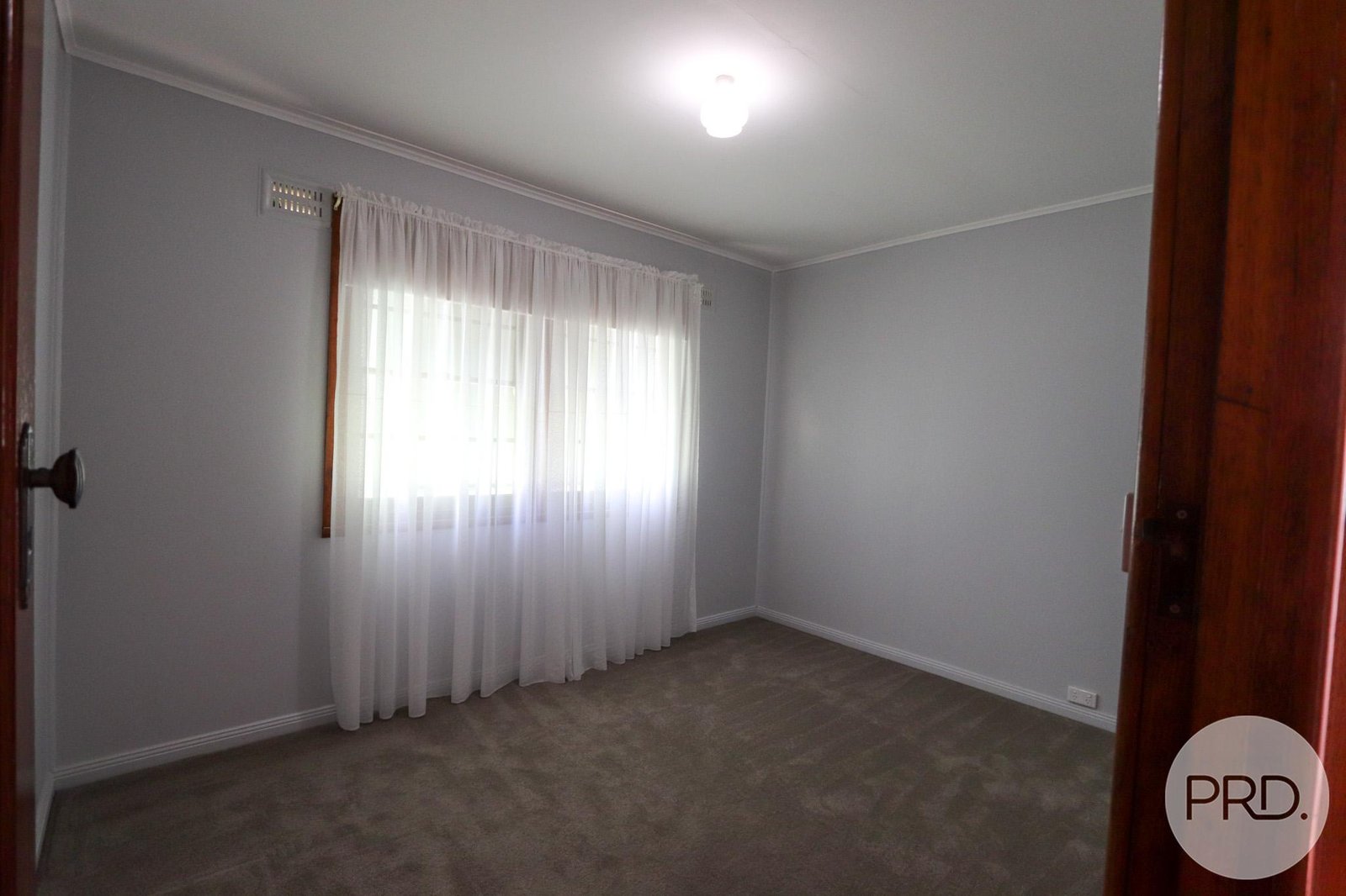 123 King Street TUMBARUMBA 8