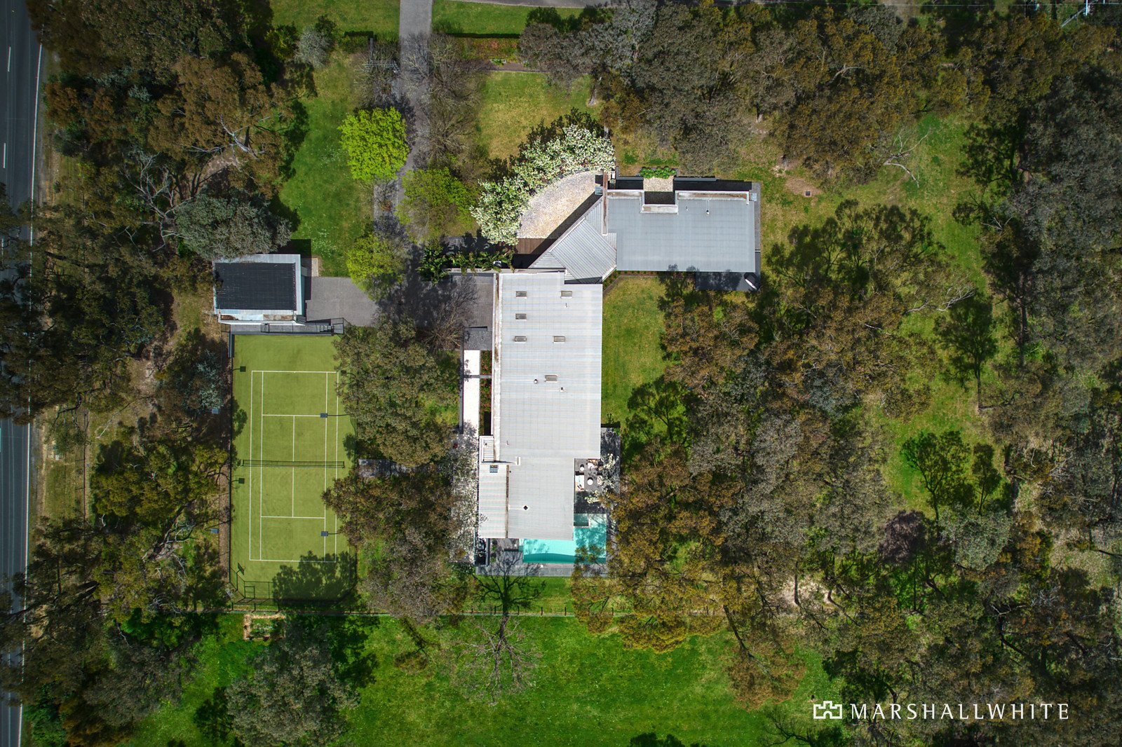 123 Knees Road, Park Orchards, VIC