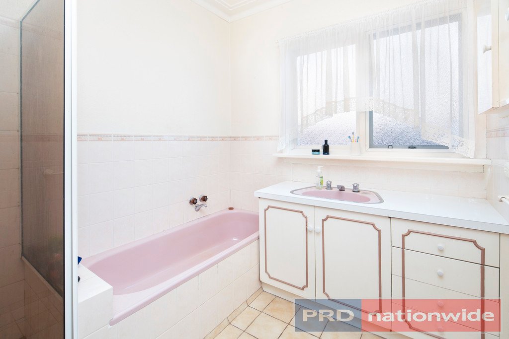 123 Park Street East  REDAN 7