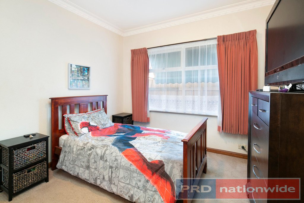 123 Park Street East  REDAN 8