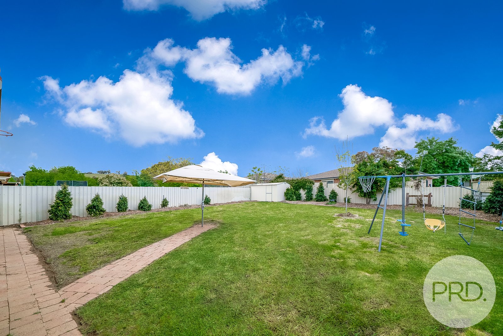 123 Undurra Drive GLENFIELD PARK 13