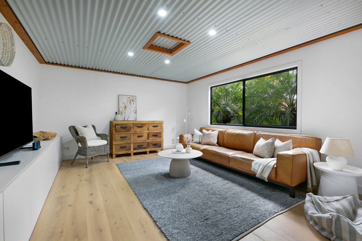 123 Valley Drive Tallebudgera 12