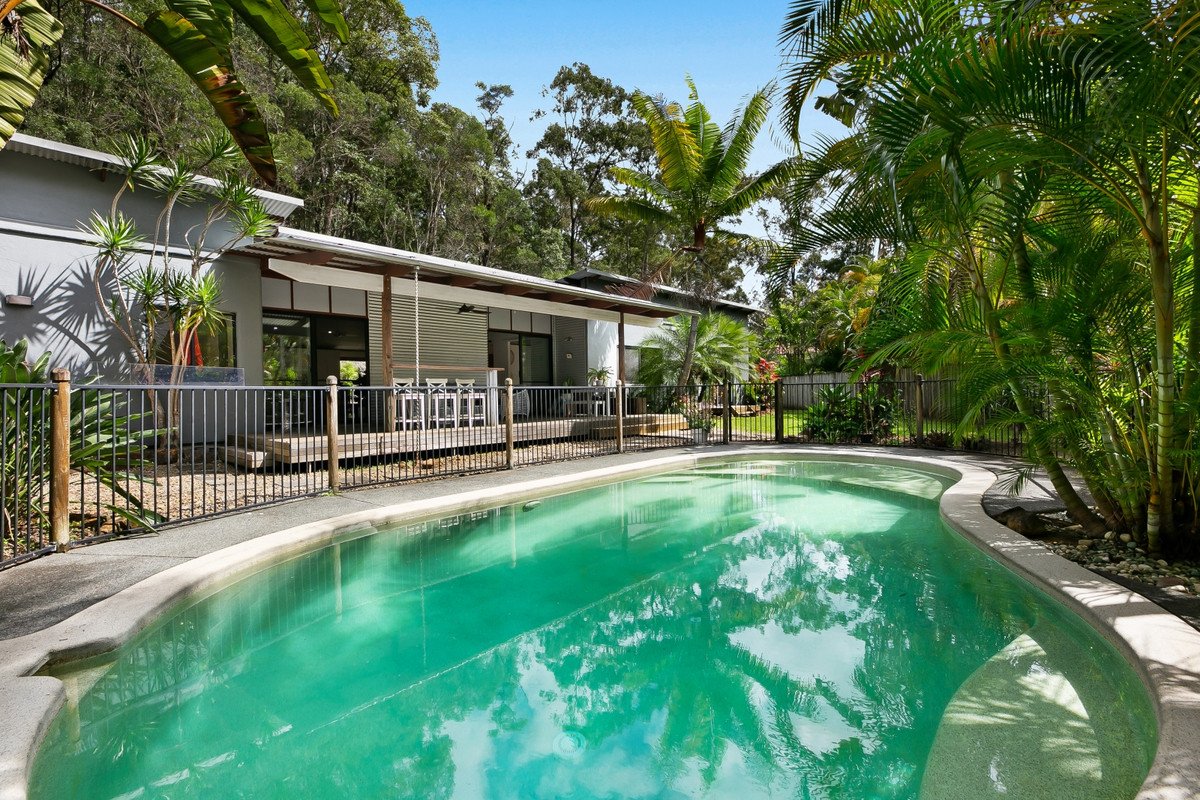 123 Valley Drive Tallebudgera 24