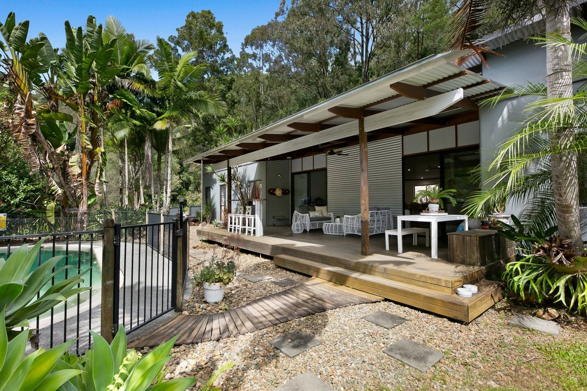 123 Valley Drive Tallebudgera 29