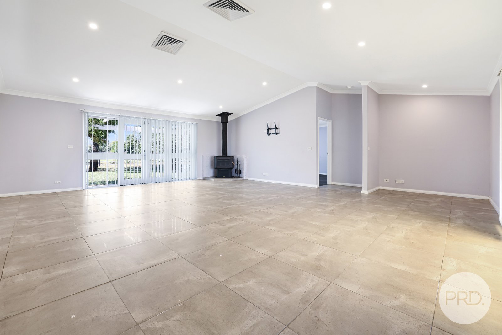 123 Warrah Road TAMWORTH 8