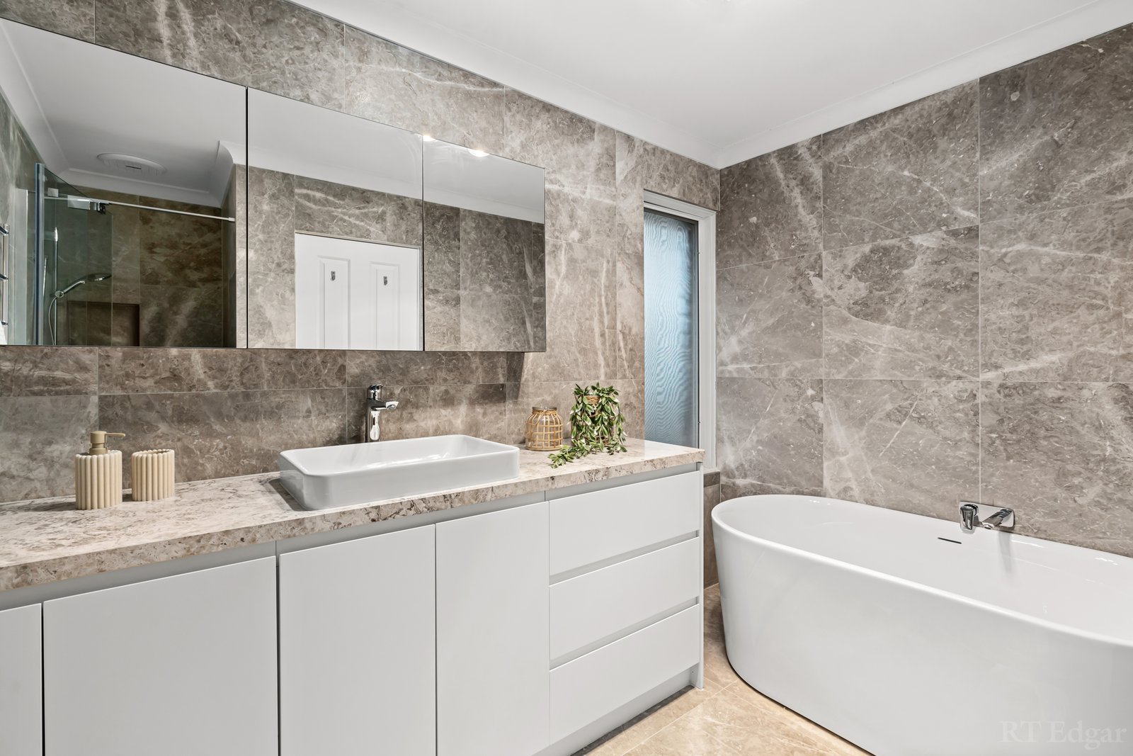 Real Estate and Property in 123 Weeden Drive, Vermont South, VIC