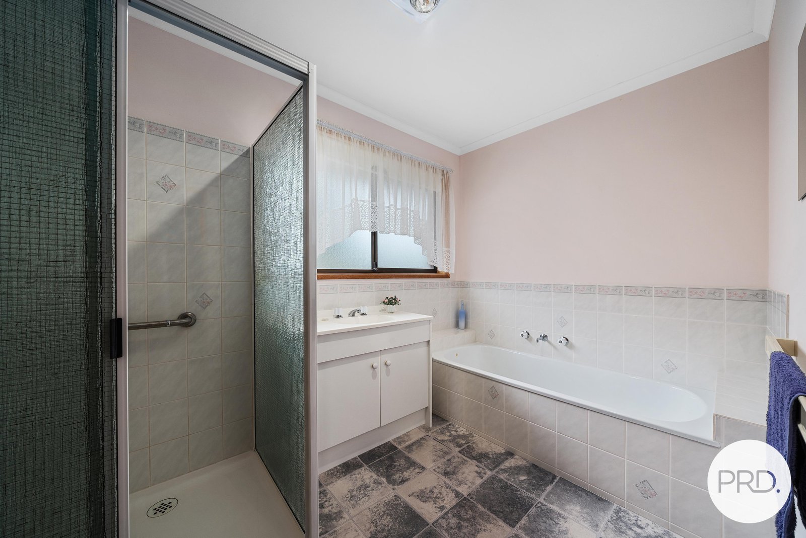 1/23 Woodleigh Drive OAKDOWNS 6