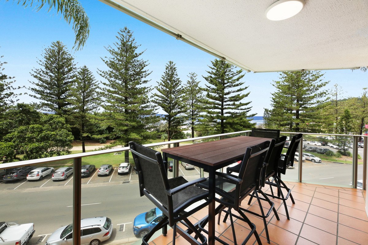 12/30-40 The Esplanade Burleigh Heads 16