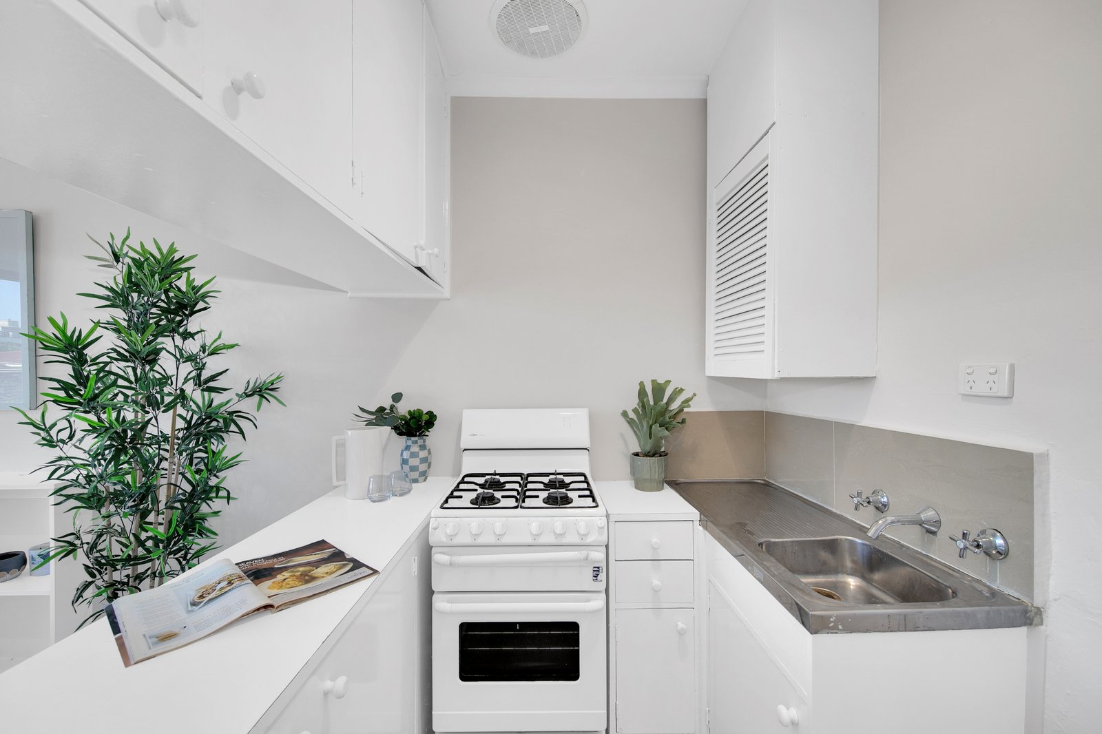 Gallery: 12/31 Howitt Street