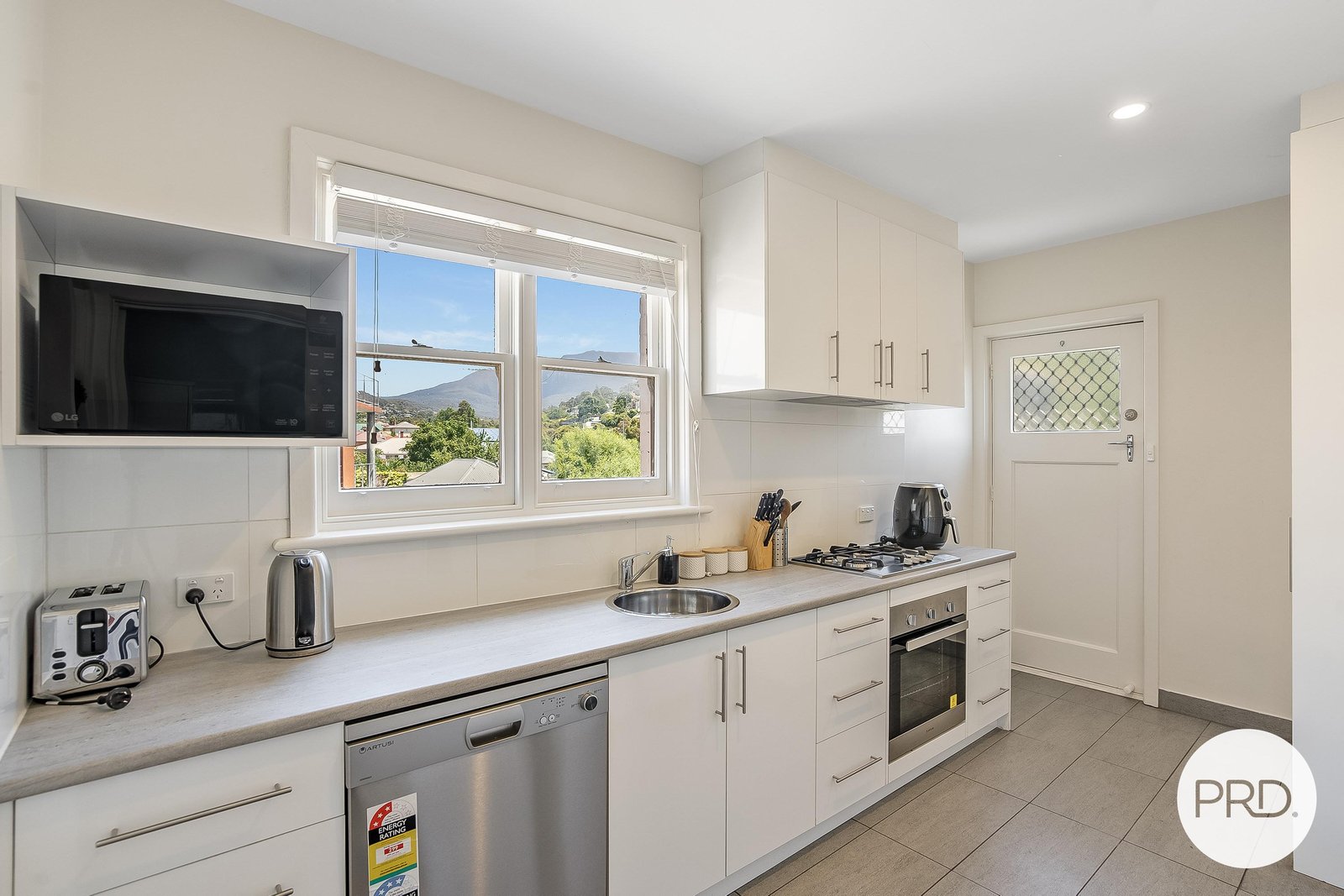 1/231 Macquarie Street HOBART 1