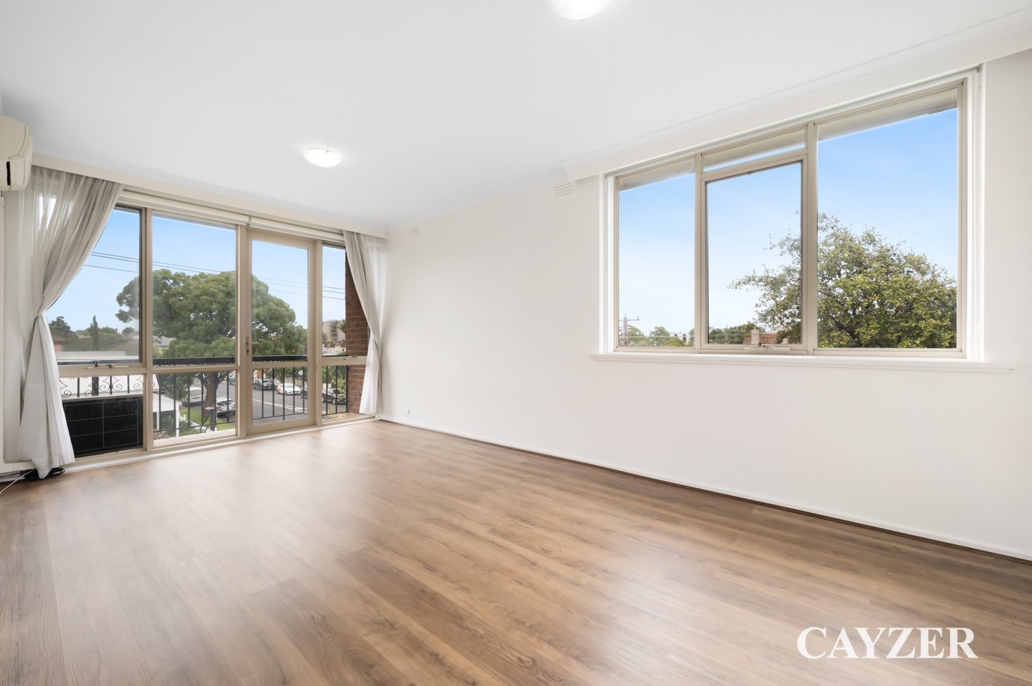 Gallery: 12/31 St Georges Road