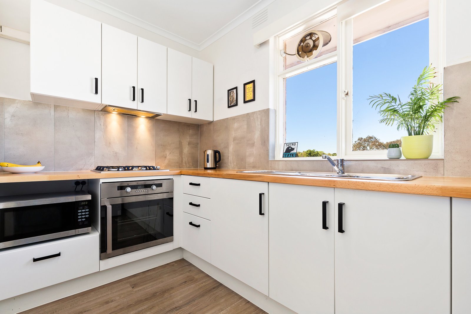 Gallery: 12/314 Inkerman Street