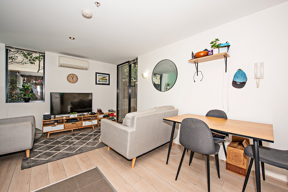 Gallery: 1/233 Dandenong Road