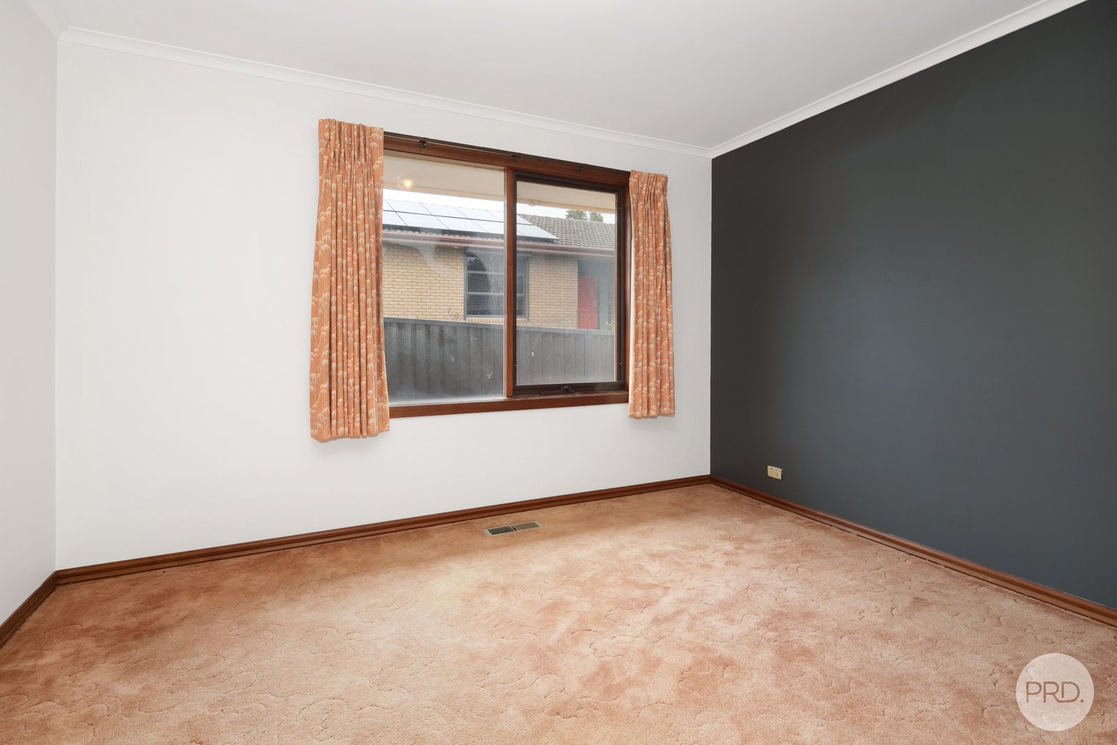 1233 Doveton Street North INVERMAY PARK 8