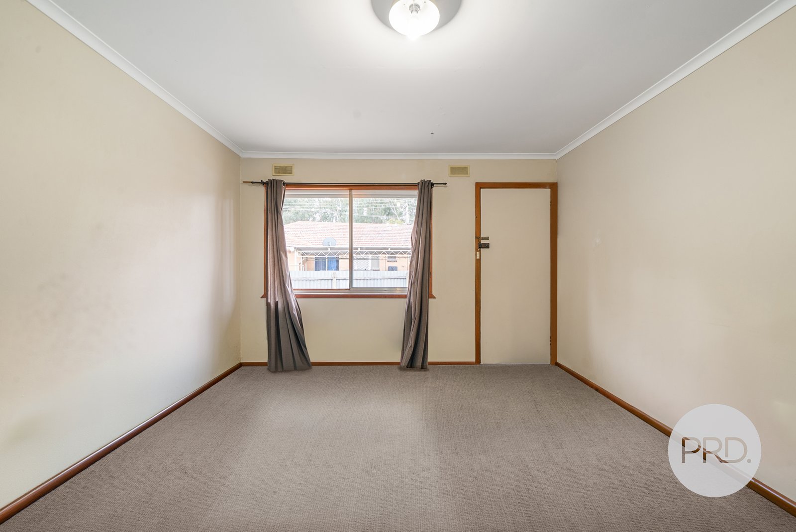 1,2,3/3 Higgins Avenue WAGGA WAGGA 4